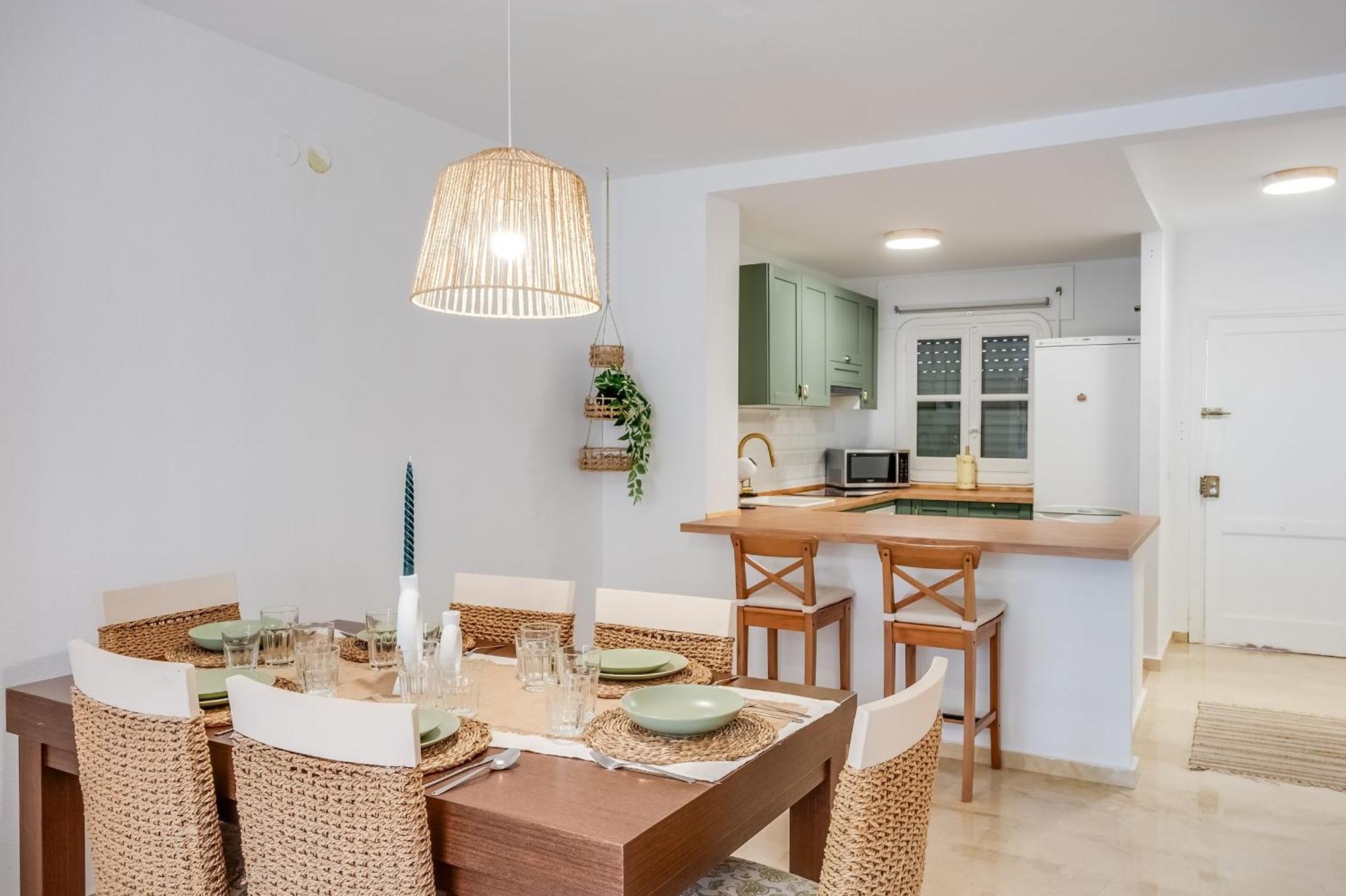 Gezellig Stijlvol Appartement Dichtbij Het Strand Εστεπόνα Εξωτερικό φωτογραφία