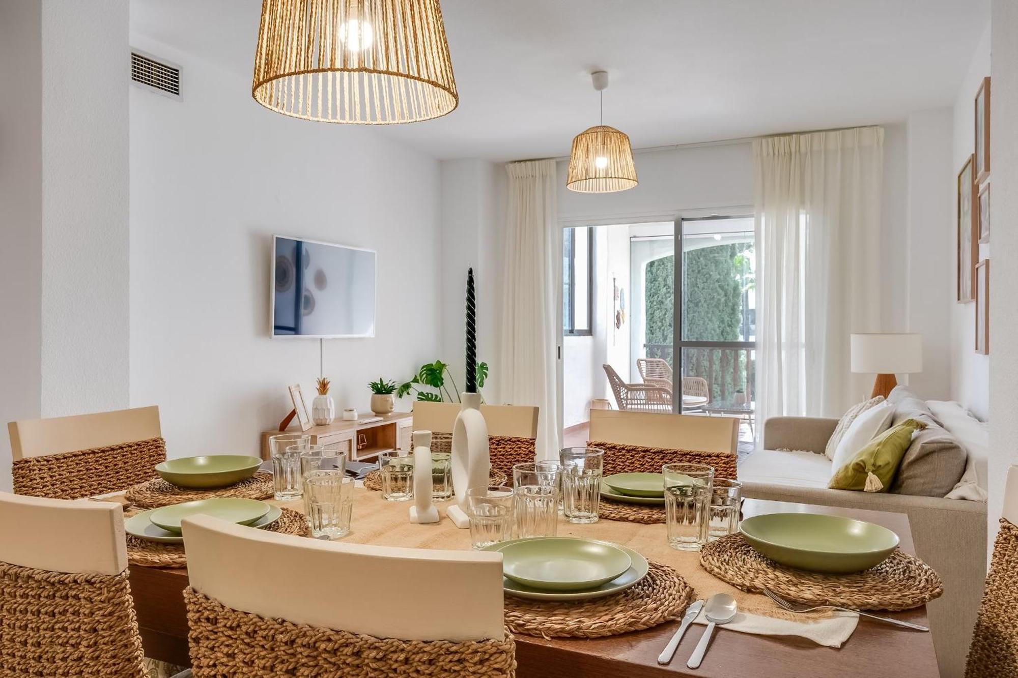 Gezellig Stijlvol Appartement Dichtbij Het Strand Εστεπόνα Εξωτερικό φωτογραφία