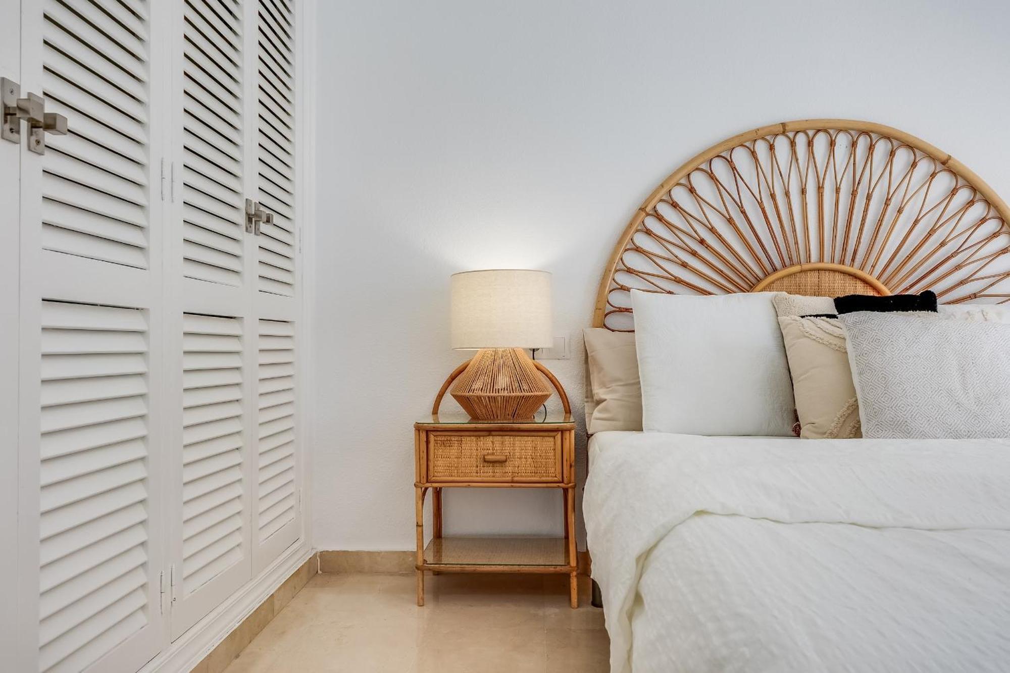 Gezellig Stijlvol Appartement Dichtbij Het Strand Εστεπόνα Εξωτερικό φωτογραφία